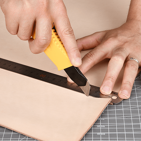 Нож строительный Deli YS EDL003A, 18 мм, универсальный