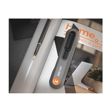 Нож строительный Deli HS HT4008C, 135x30 мм, трапеция, Soft Touch, оранжевый