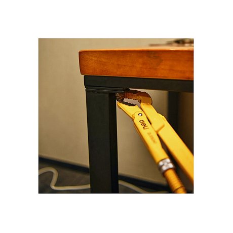 Ключ трубный Deli YS EDL105267 2