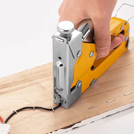 Набор механический степлер и скоборасшиватель Deli YS EDL238105, 3-в-1+ комплект скоб, кейс